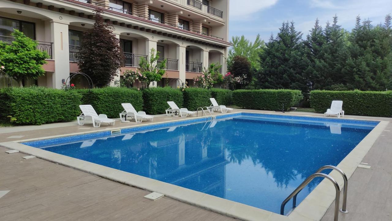 U-Dacha 45 Daire Sunny Beach Dış mekan fotoğraf